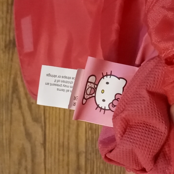 Hello Kitty - Picture 4 of 4